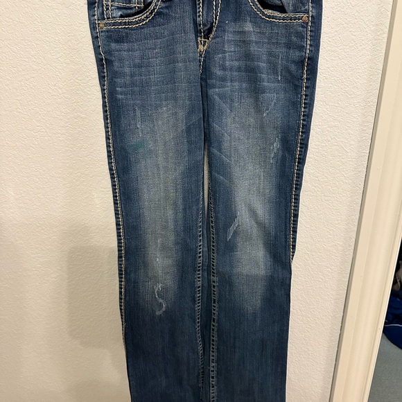 Cowgirl Tuff never give up women’s jeans.  28 waist, 35 length. - Picture 4 of 12